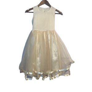 Cute Elegant Cream Sleeveless Girls Frilly Formal Dress With Tulle Ruffles